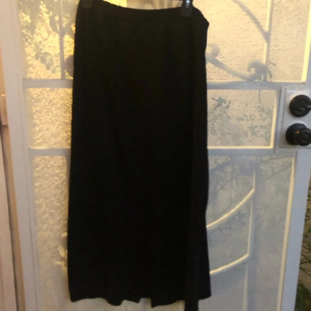 dressbarn simple black